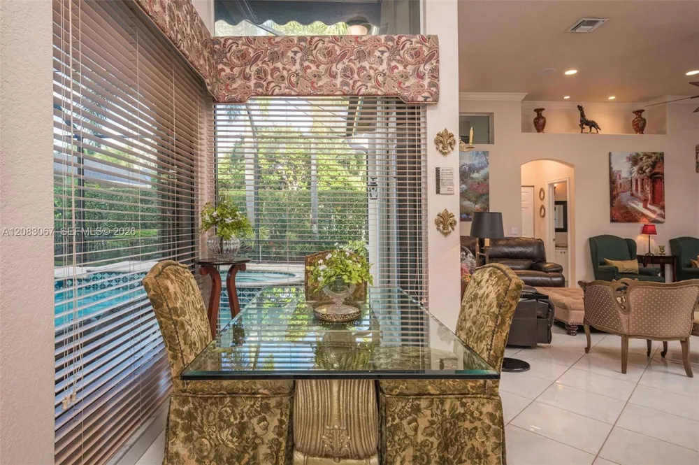 2552 Jardin Ln Weston, FL 33327