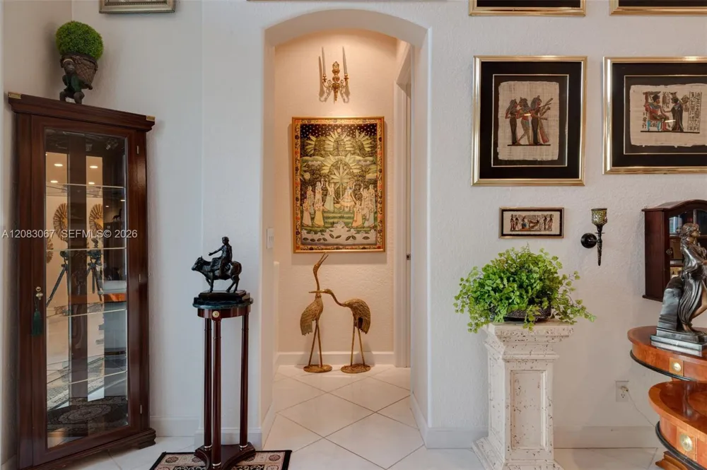 2552 Jardin Ln Weston, FL 33327