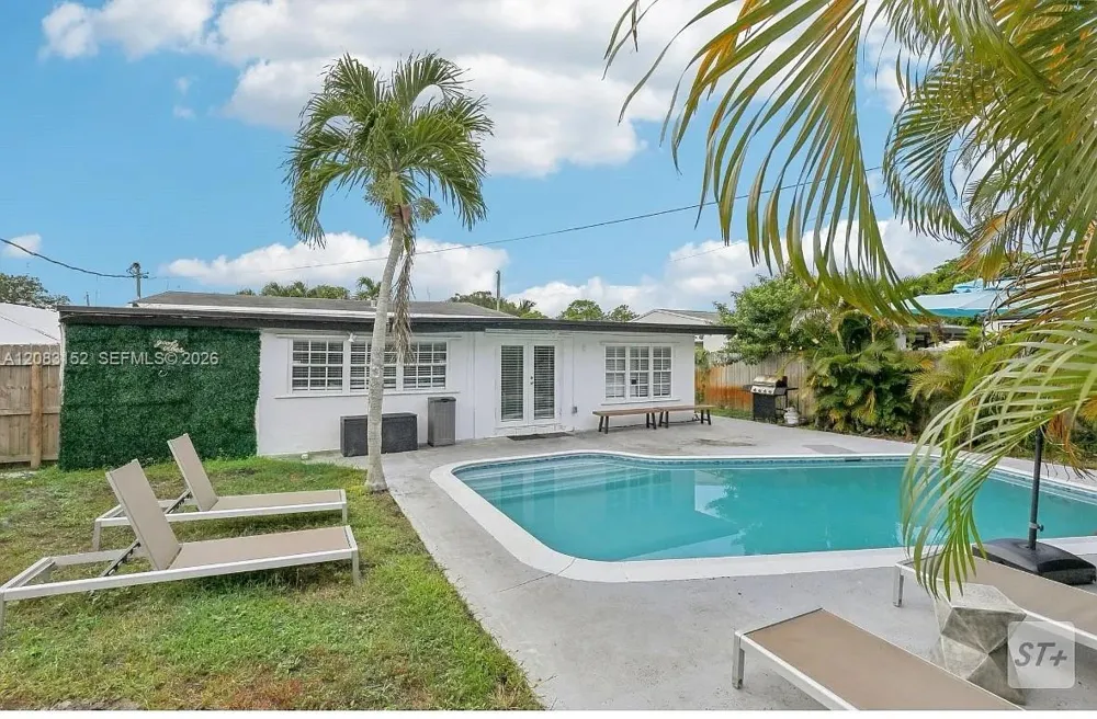 6445 SW 22nd St Miramar, FL 33023
