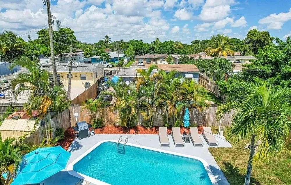 6445 SW 22nd St Miramar, FL 33023