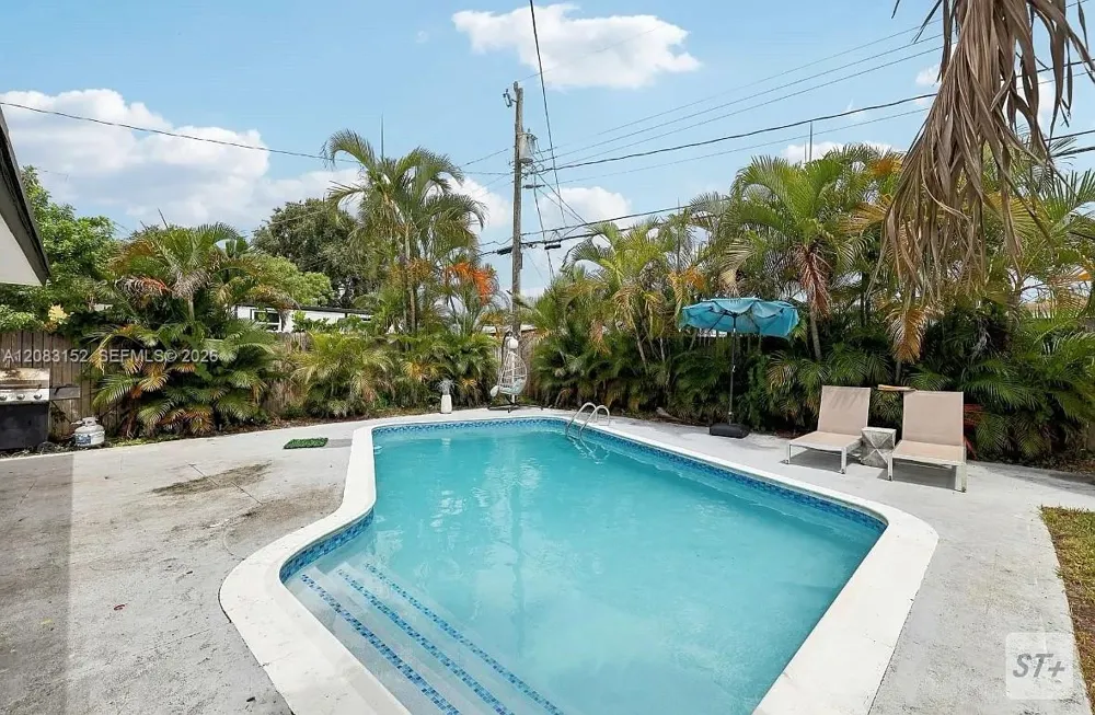 6445 SW 22nd St Miramar, FL 33023