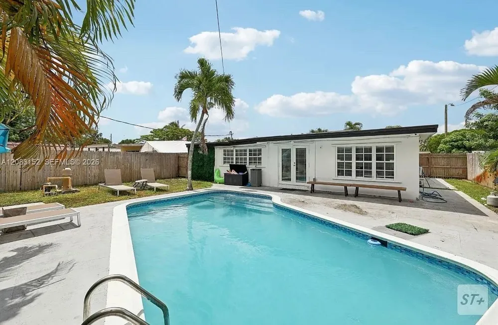 6445 SW 22nd St Miramar, FL 33023