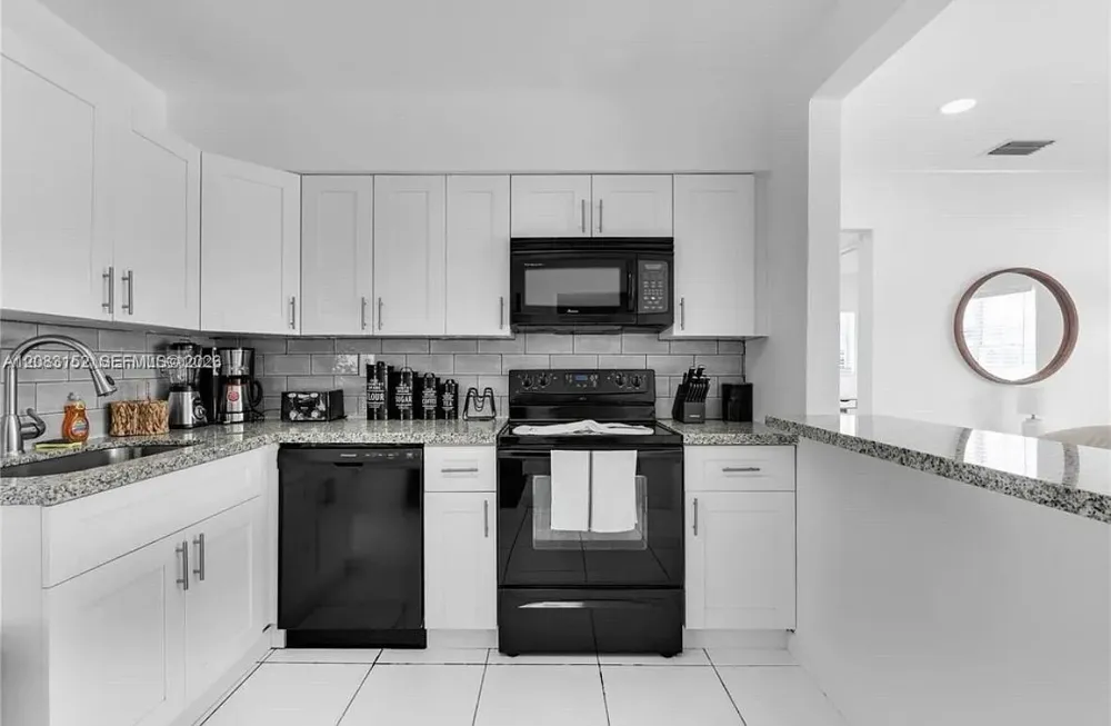 6445 SW 22nd St Miramar, FL 33023