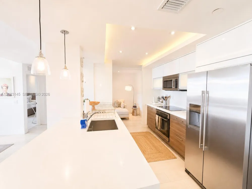151 Crandon Blvd #405 Key Biscayne, FL 33149