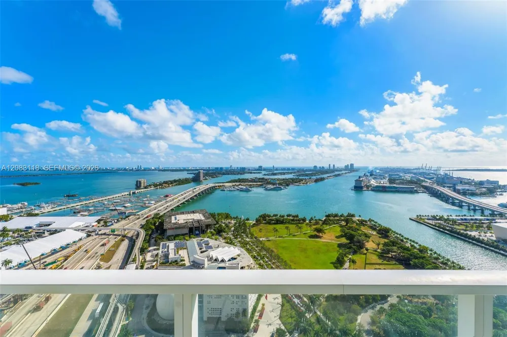 1040 Biscayne Blvd #3304 Miami, FL 33132