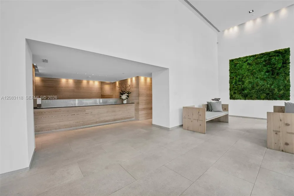 1040 Biscayne Blvd #3304 Miami, FL 33132