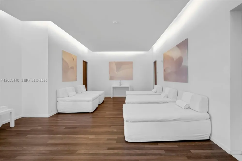 1040 Biscayne Blvd #3304 Miami, FL 33132