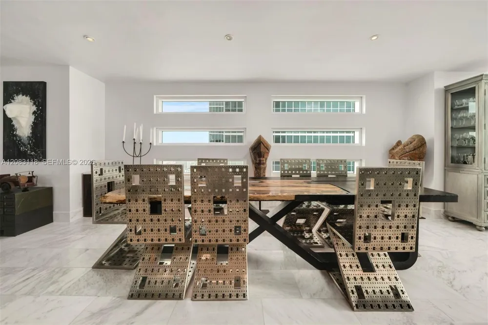 1040 Biscayne Blvd #3304 Miami, FL 33132