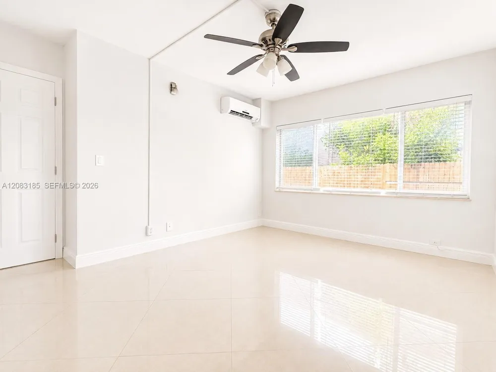 2901 Middle River Dr #5 Fort Lauderdale, FL 33306
