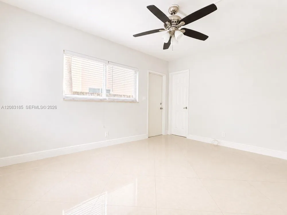 2901 Middle River Dr #5 Fort Lauderdale, FL 33306