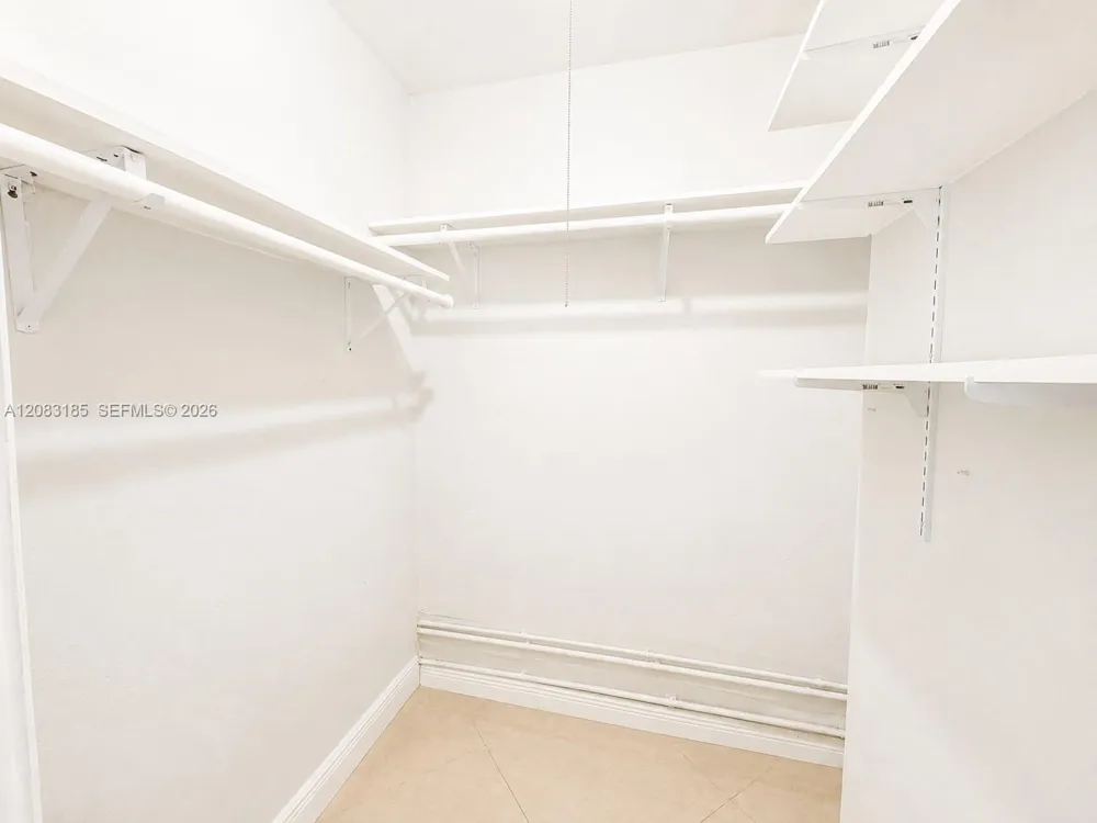 2901 Middle River Dr #5 Fort Lauderdale, FL 33306