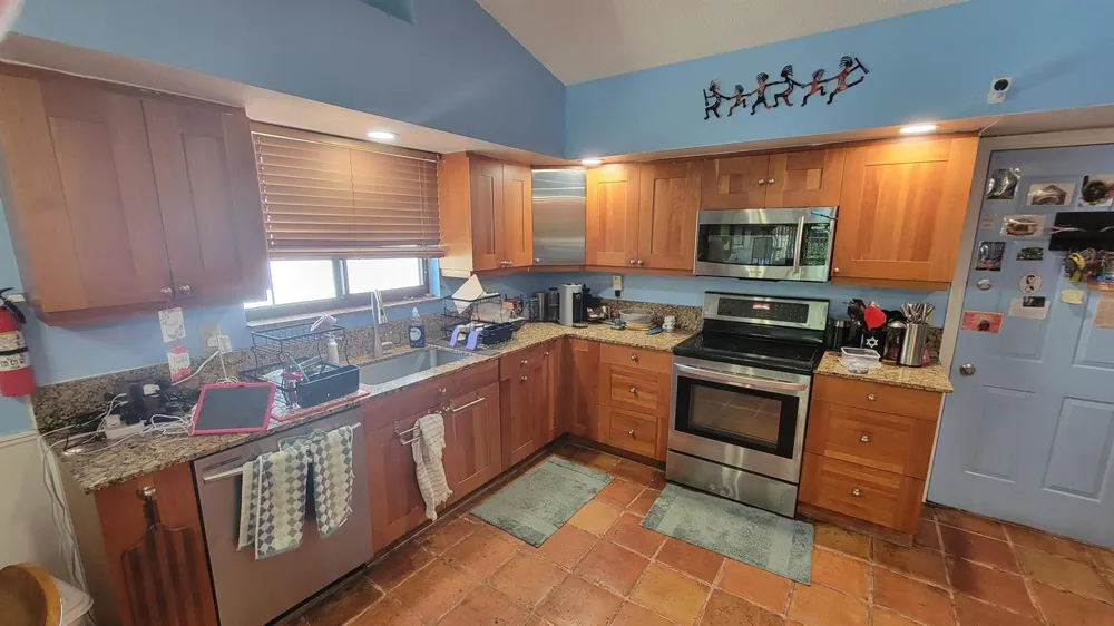 171 Island Way 