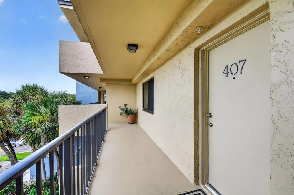 2786 TENNIS CLUB DRIVE #407 West Palm Beach, FL 33417