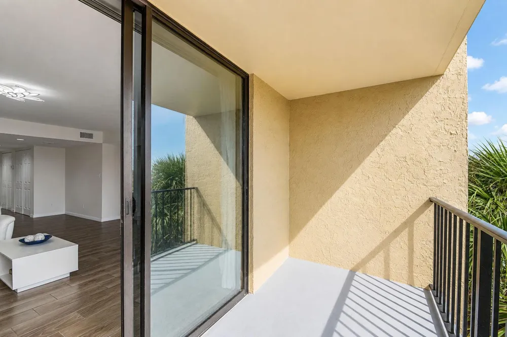 2786 TENNIS CLUB DRIVE #407 West Palm Beach, FL 33417