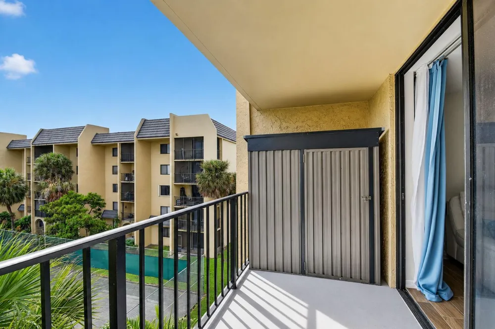 2786 TENNIS CLUB DRIVE #407 West Palm Beach, FL 33417