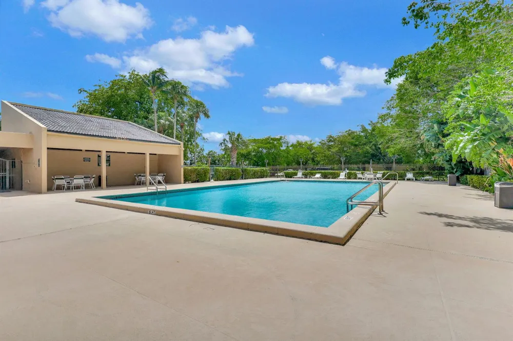 2786 TENNIS CLUB DRIVE #407 West Palm Beach, FL 33417