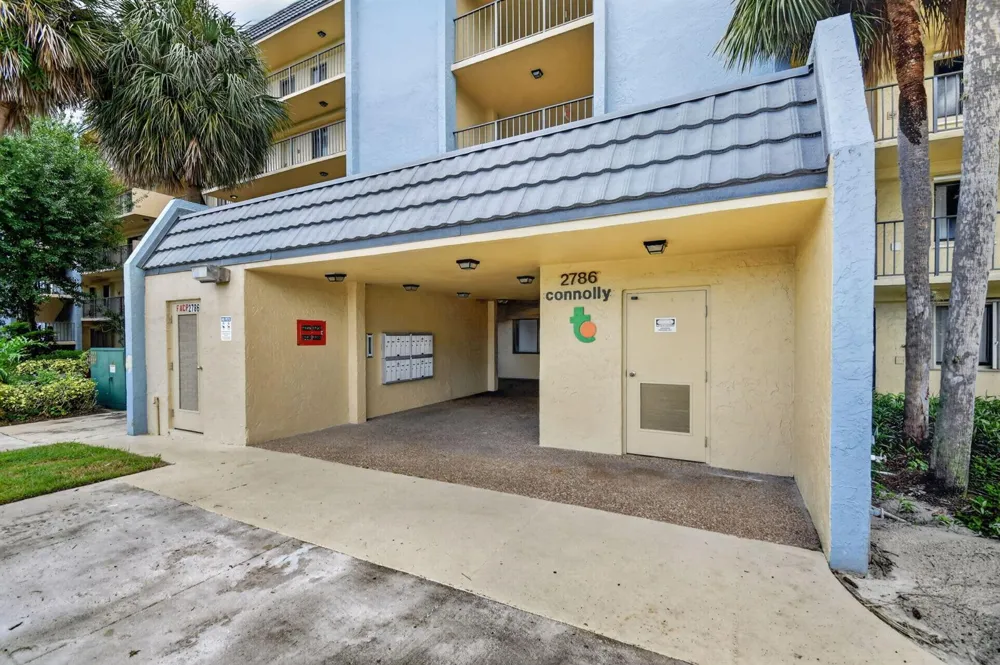 2786 TENNIS CLUB DRIVE #407 West Palm Beach, FL 33417