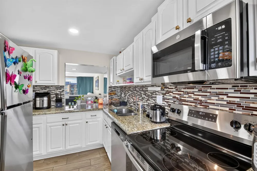 2786 TENNIS CLUB DRIVE #407 West Palm Beach, FL 33417