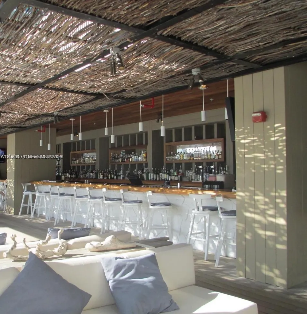 2301 Collins Ave #611 Miami Beach, FL 33139