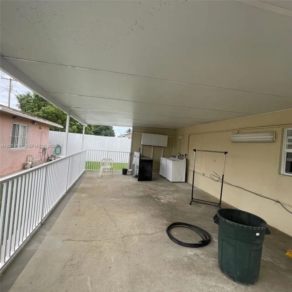 501 SE 7th St #A Hialeah, FL 33010