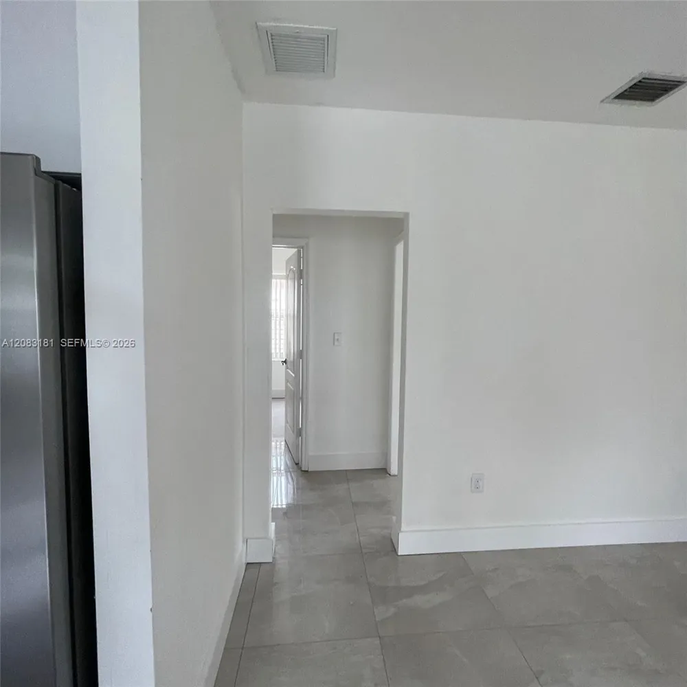 501 SE 7th St #A Hialeah, FL 33010
