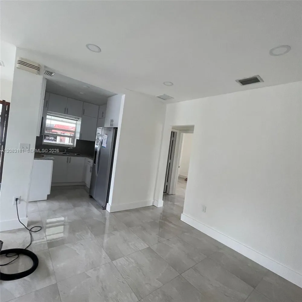 501 SE 7th St #A Hialeah, FL 33010