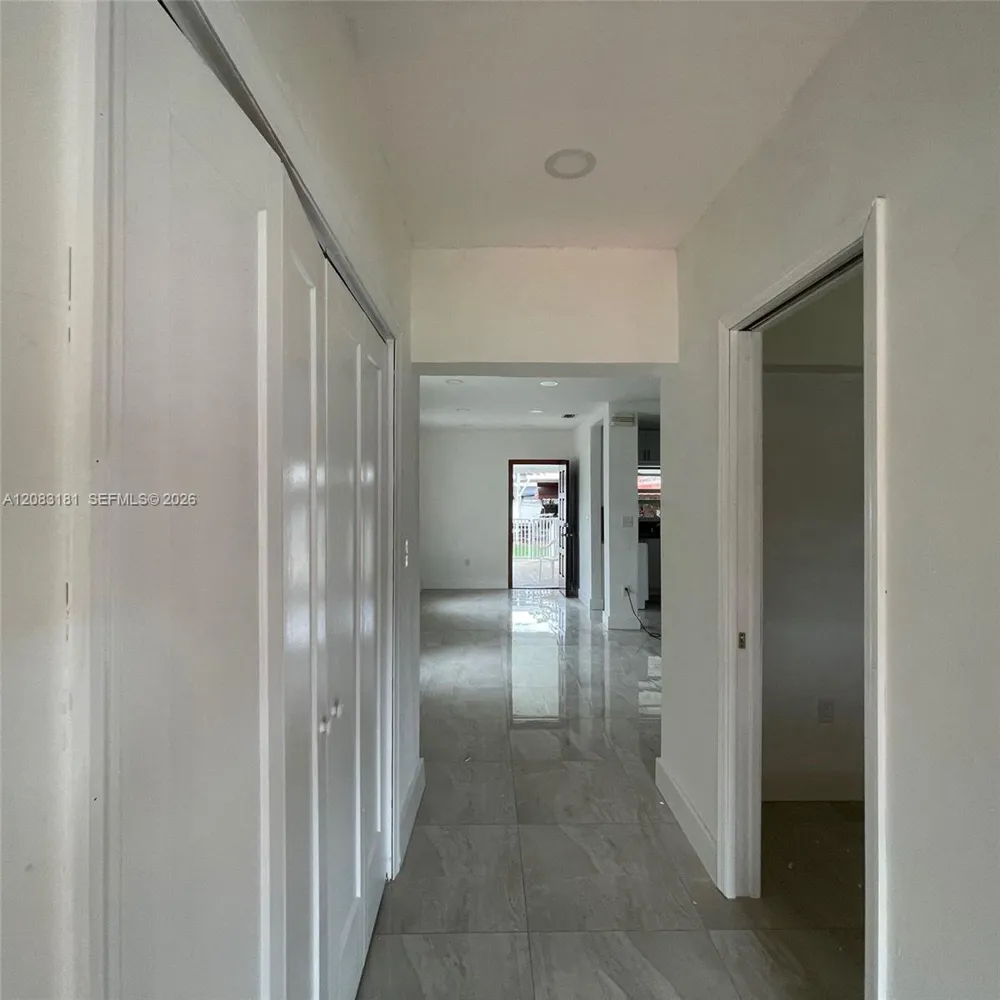 501 SE 7th St #A Hialeah, FL 33010