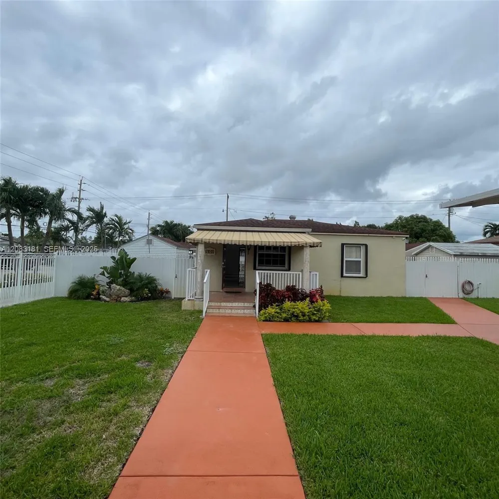 501 SE 7th St #A Hialeah, FL 33010