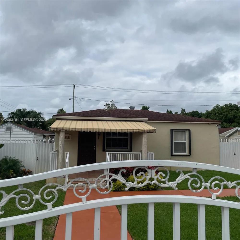 501 SE 7th St #A Hialeah, FL 33010