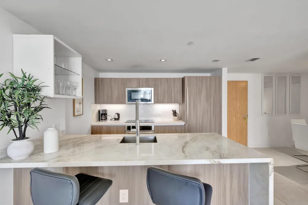 401 BIRCH ROAD #510 Fort Lauderdale, FL 33304