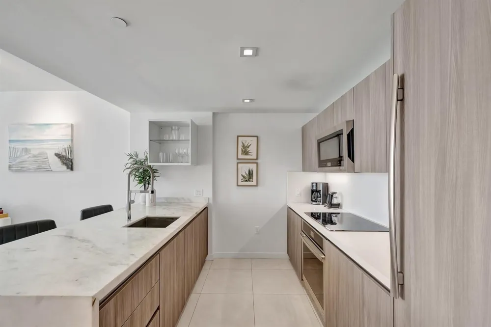 401 BIRCH ROAD #510 Fort Lauderdale, FL 33304