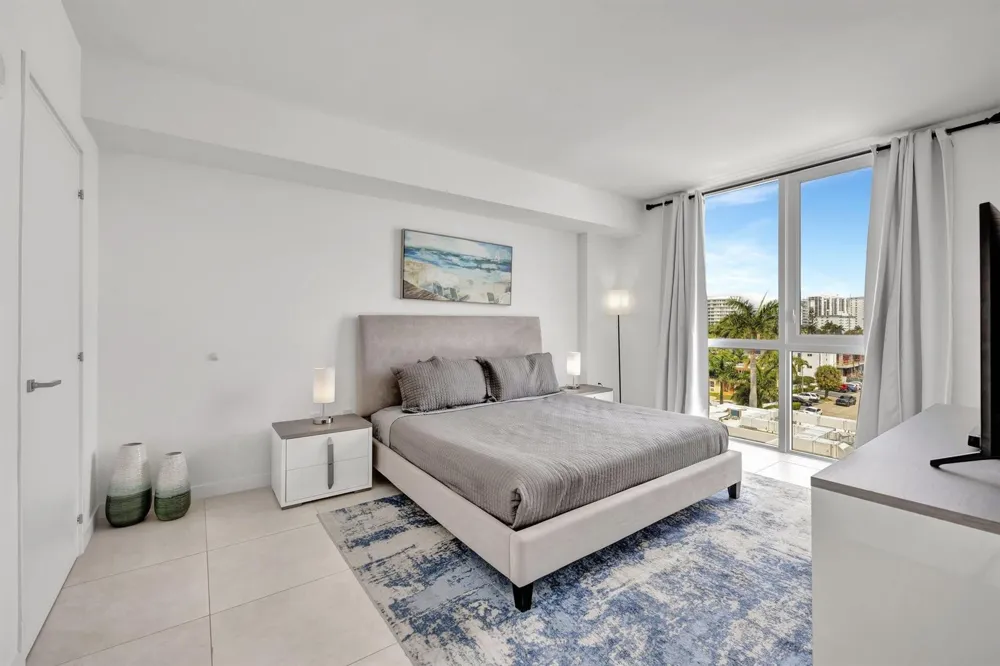 401 BIRCH ROAD #510 Fort Lauderdale, FL 33304