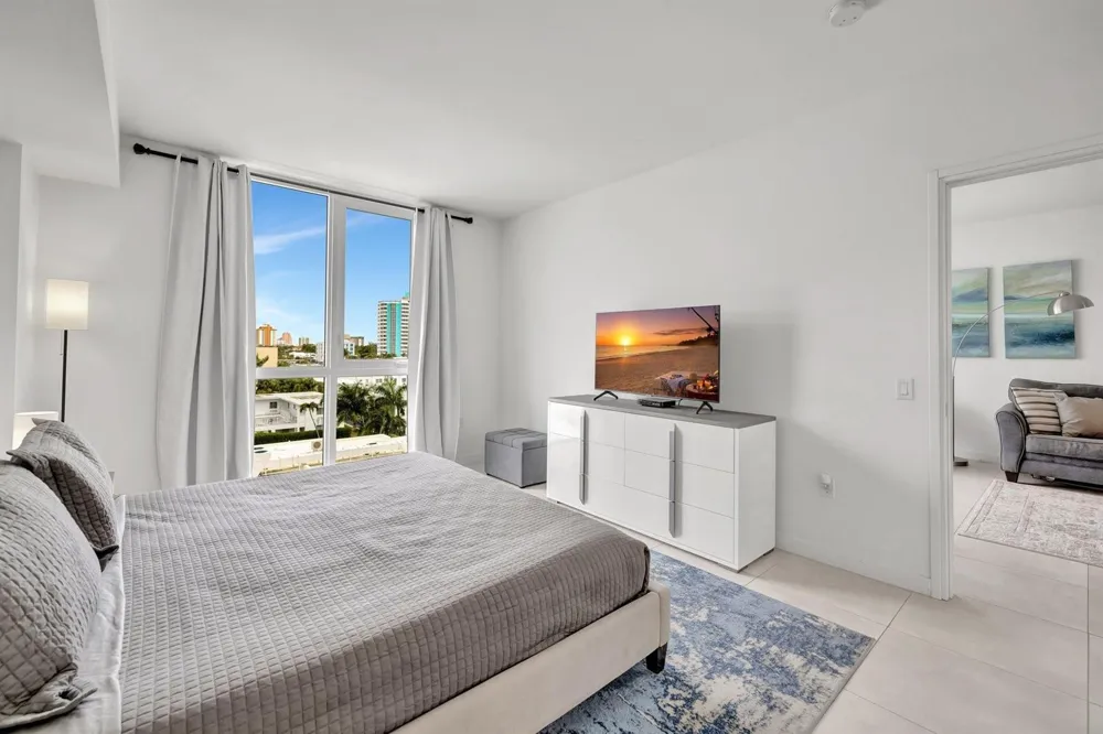 401 BIRCH ROAD #510 Fort Lauderdale, FL 33304