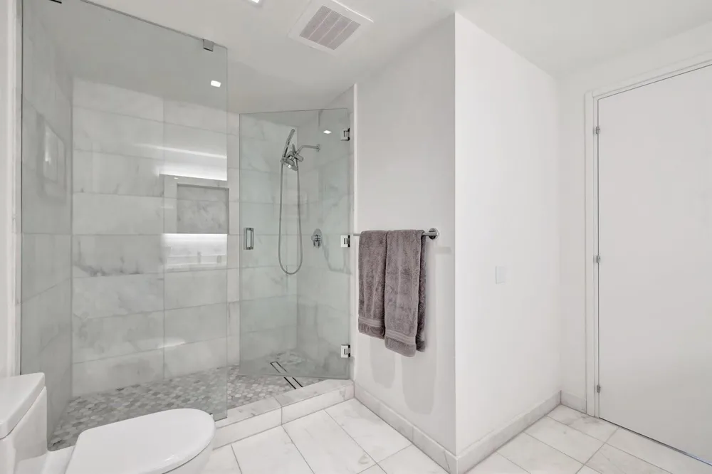 401 BIRCH ROAD #510 Fort Lauderdale, FL 33304