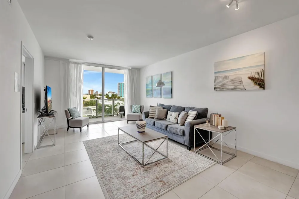 401 BIRCH ROAD #510 Fort Lauderdale, FL 33304