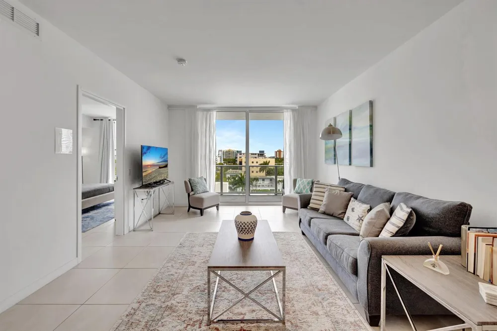 401 BIRCH ROAD #510 Fort Lauderdale, FL 33304