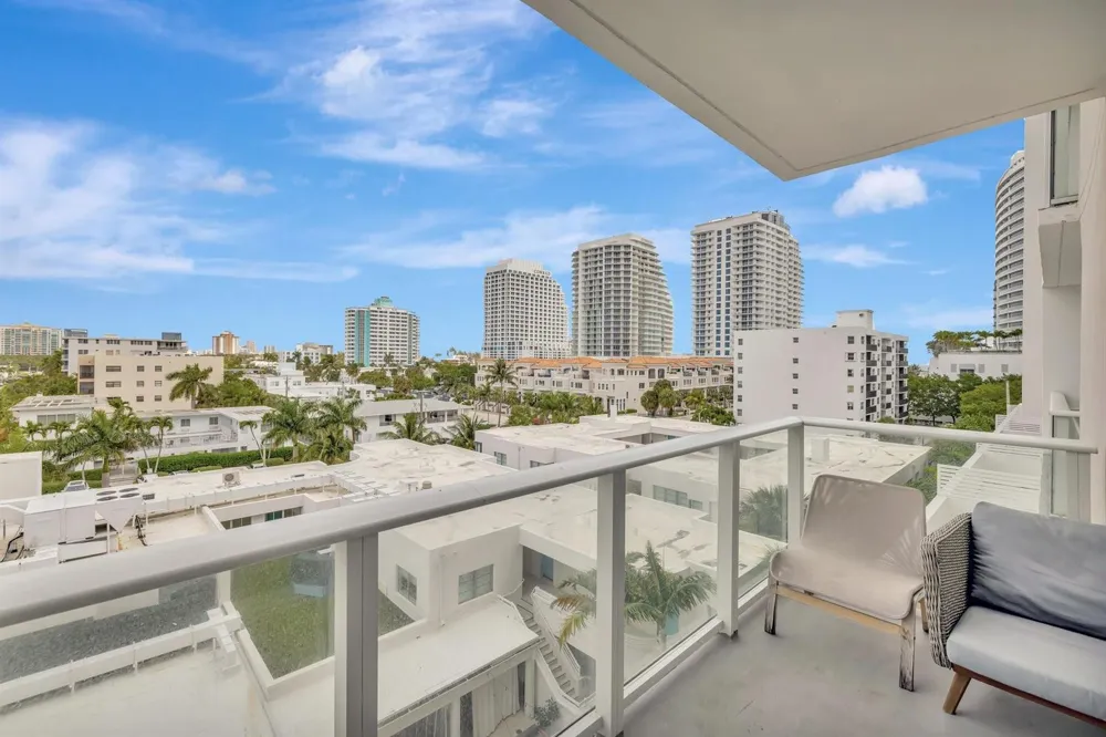 401 BIRCH ROAD #510 Fort Lauderdale, FL 33304