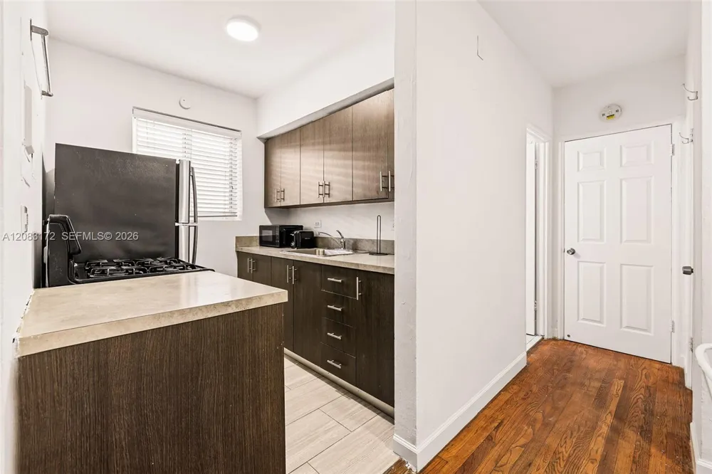 7340 Harding Ave #11 Miami Beach, FL 33141
