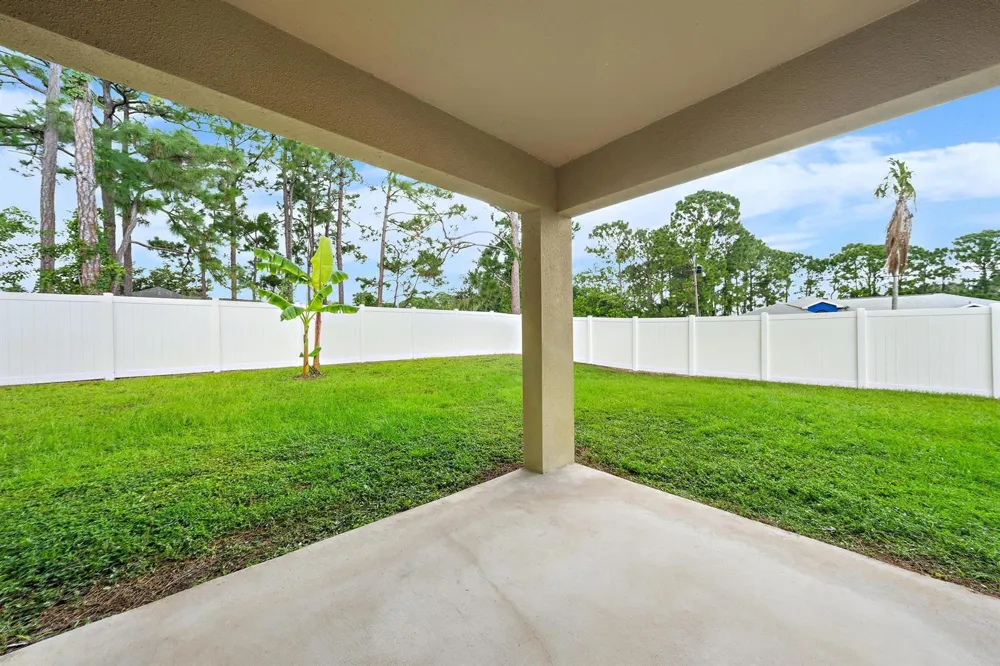 790 NW Kingston Street Port St. Lucie, FL 34983