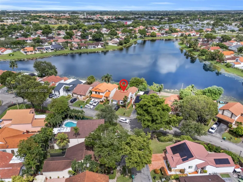 17624 NW 63rd Ct Hialeah, FL 33015
