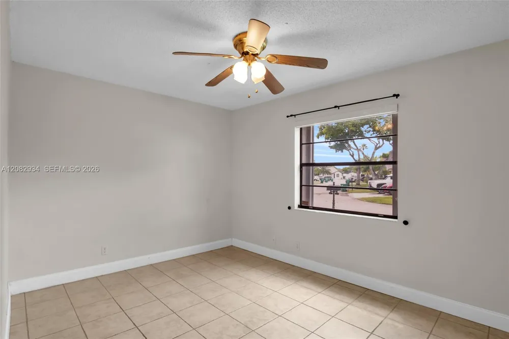 17624 NW 63rd Ct Hialeah, FL 33015