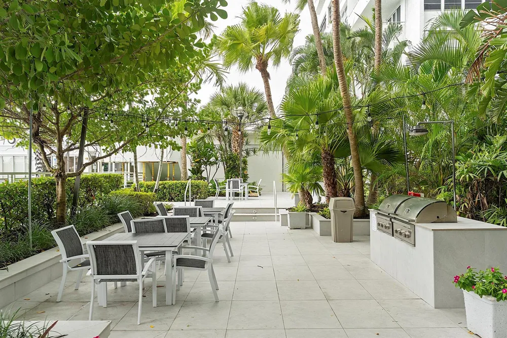 1170 FEDERAL Highway #612 Fort Lauderdale, FL 33304