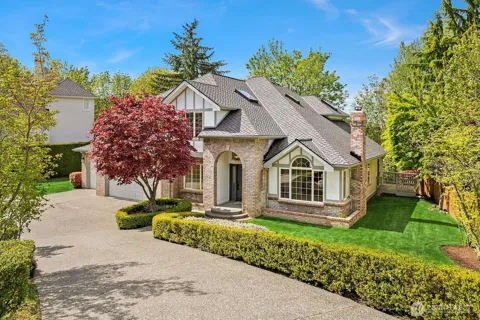 16534 SE 58th Place