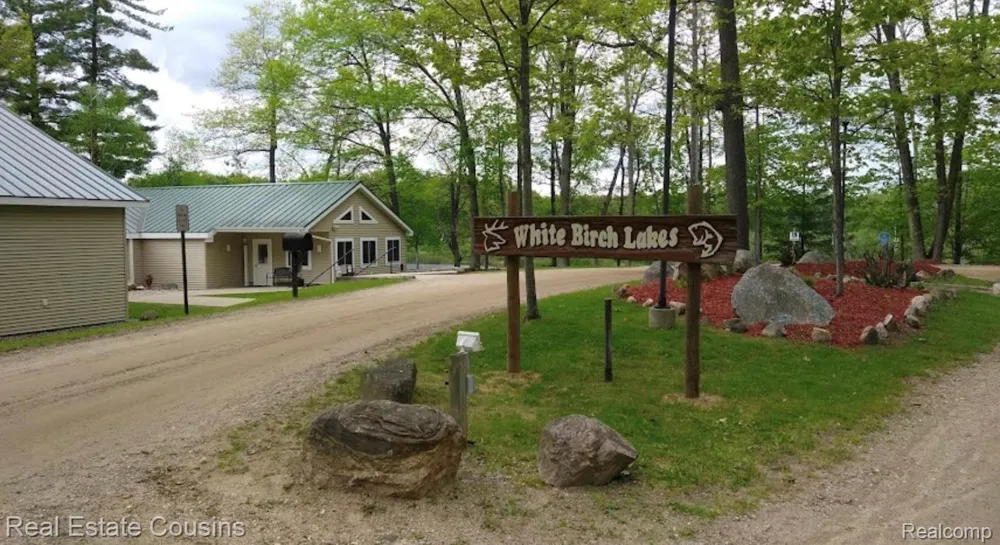 315 Wolf Lane Lincoln Township, MI 48625