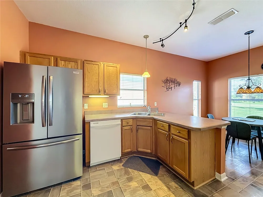 5024 LONG MEADOW DRIVE Leesburg, FL 34748