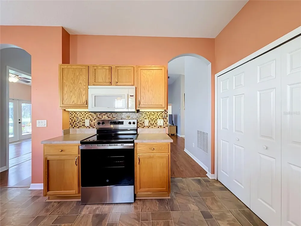 5024 LONG MEADOW DRIVE Leesburg, FL 34748