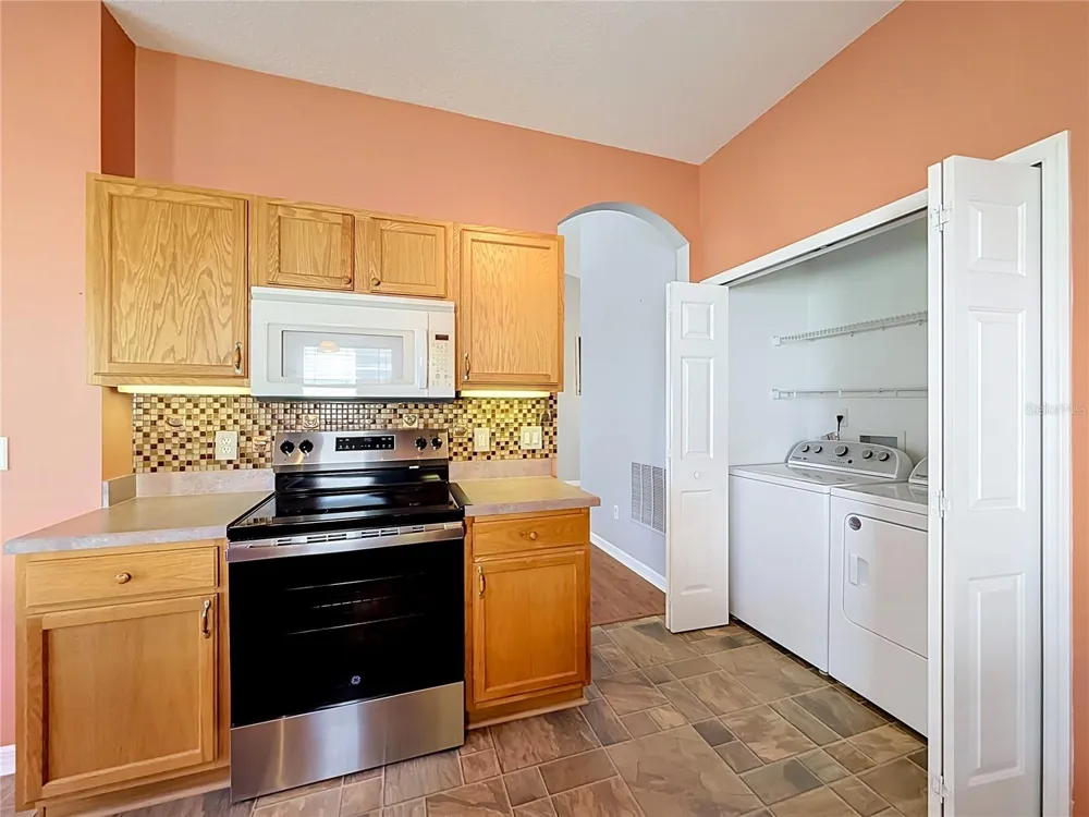 5024 LONG MEADOW DRIVE Leesburg, FL 34748