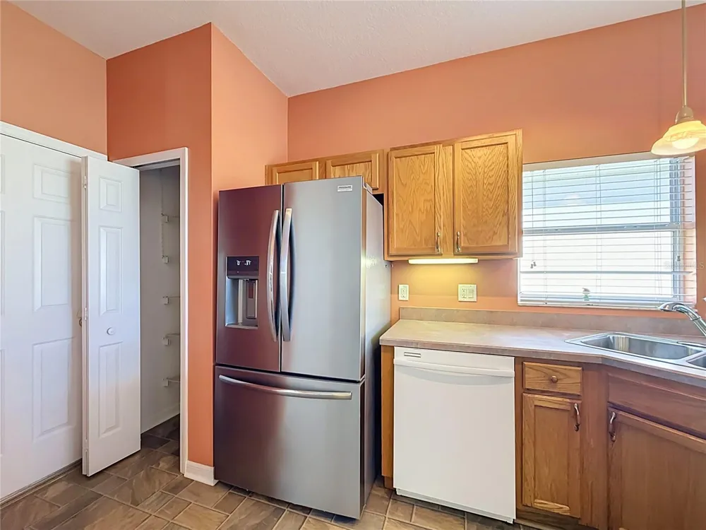 5024 LONG MEADOW DRIVE Leesburg, FL 34748