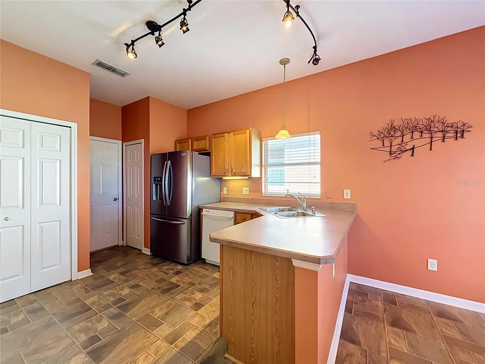 5024 LONG MEADOW DRIVE Leesburg, FL 34748