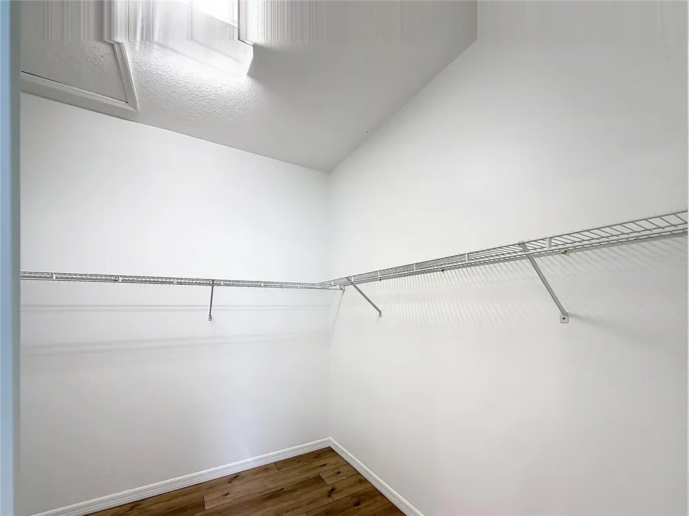 5024 LONG MEADOW DRIVE Leesburg, FL 34748